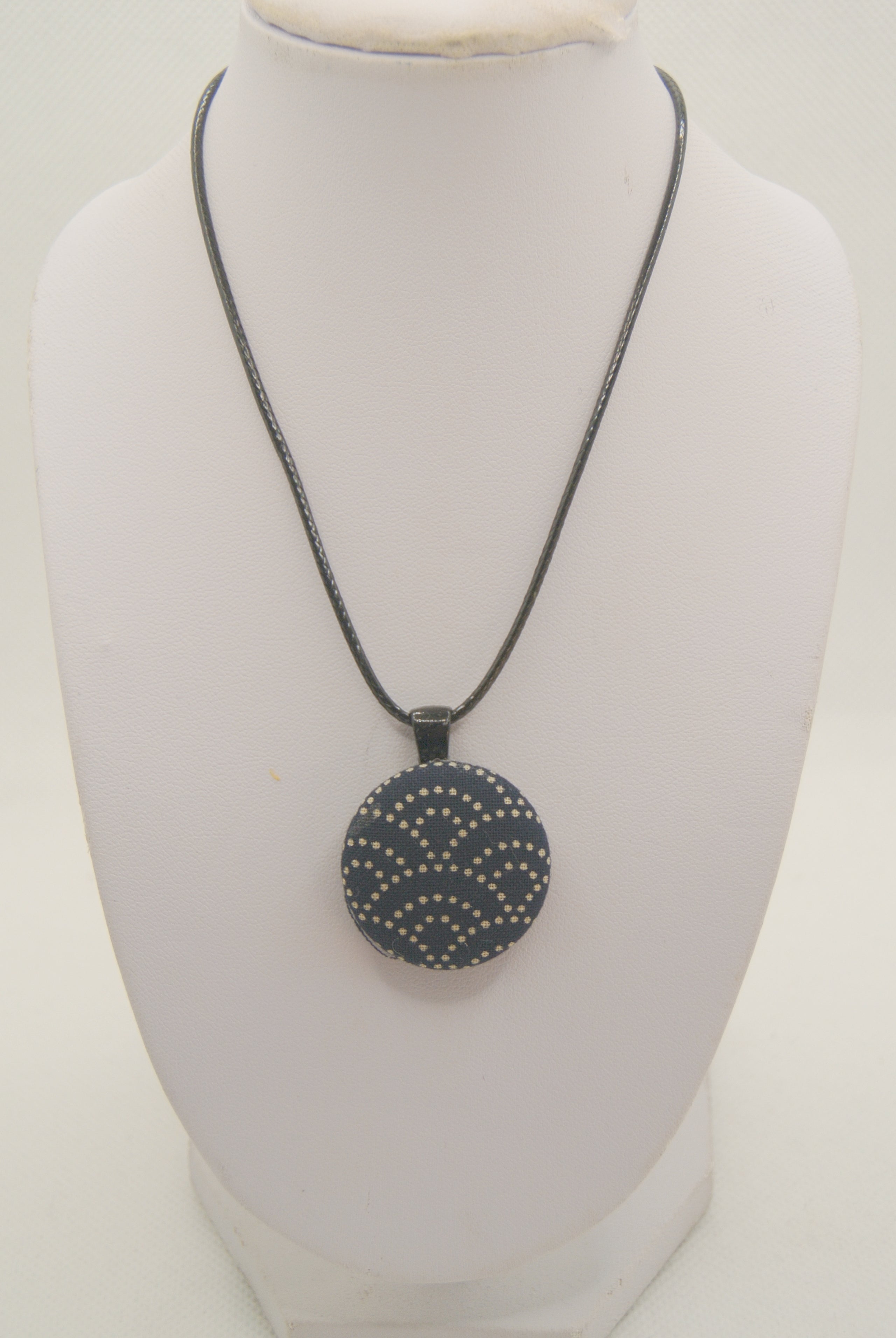 Black fabric necklace shop